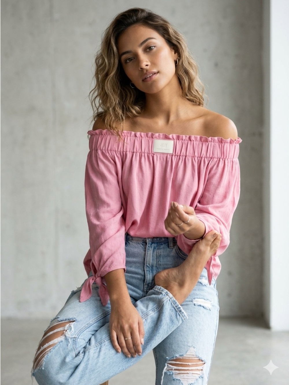 H&M Pink Swiss Dot Off-the-Shoulder Blouse Size XS 2 EUC Vacation Resort